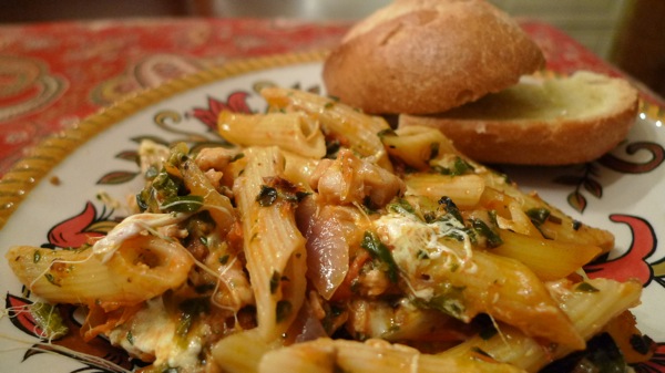 spinach-and-chicken-pasta