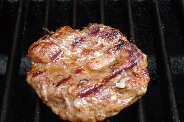 ground-beef-and-choriz-burger-1