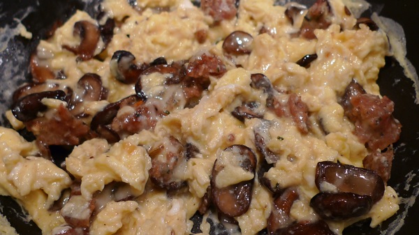 Scrambled Eggs with Mushroom and Sausage